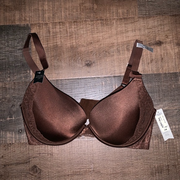 Ambrielle Intimates & Sleepwear Ambrielle Plunge Full Figure Bra